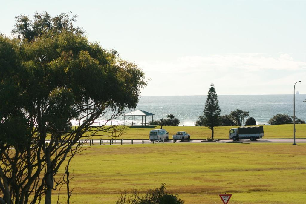 Beach Park Motel Wollongong Esterno foto